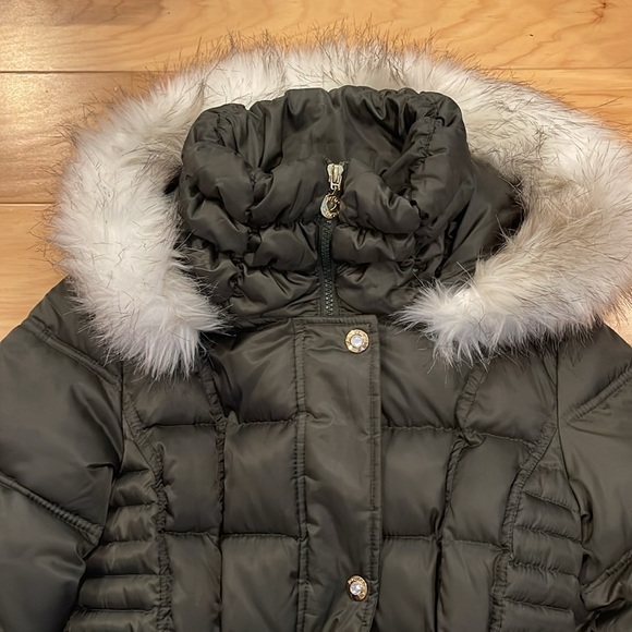 Winter jacket - Picture 3 of 10